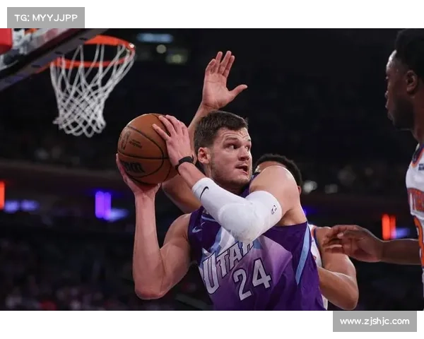 布克多样化得分手段分析：突破、中投与三分的完美结合